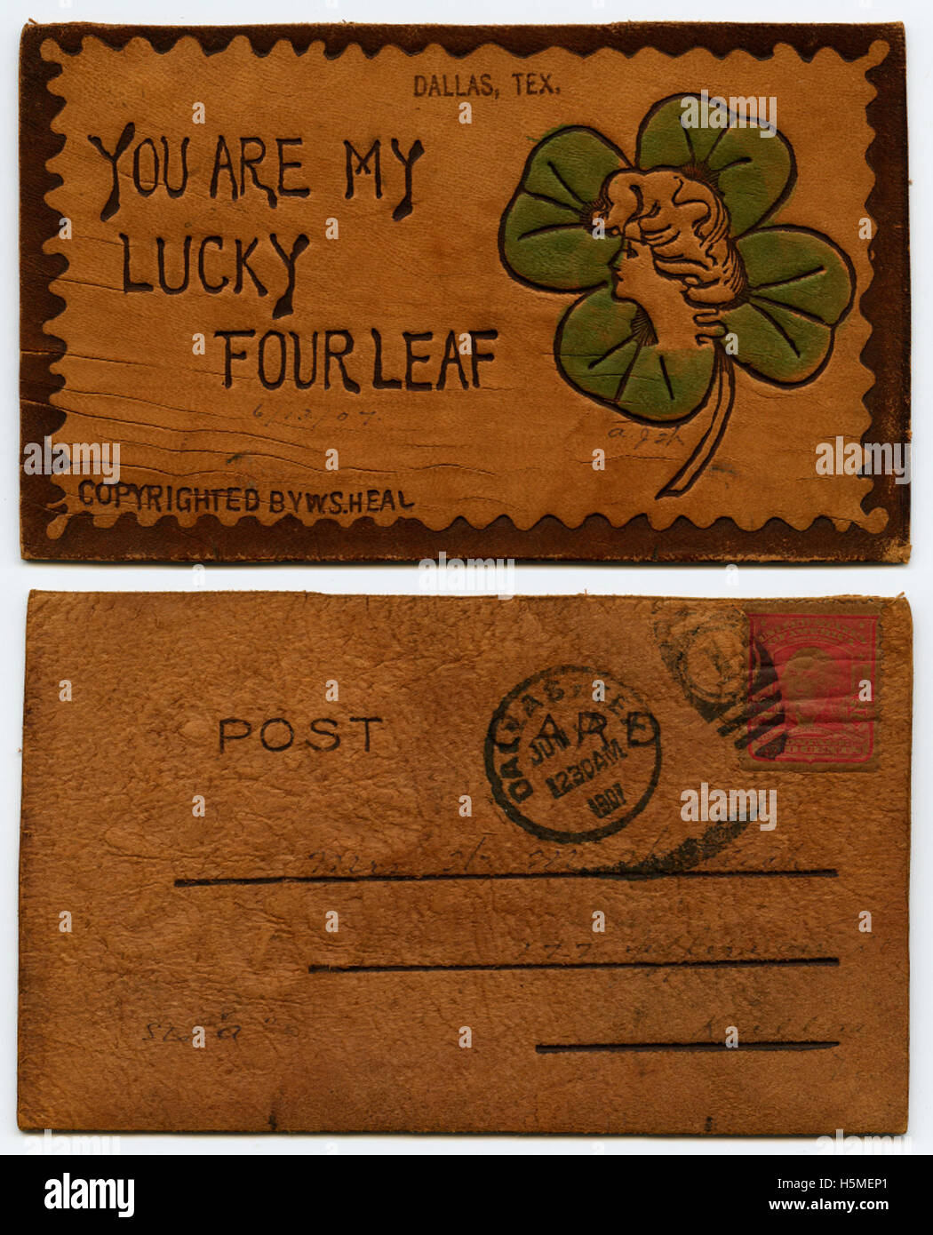 Una cartolina da Dallas, Texas, con la frase "You Are My Lucky Four Leaf Clover". Il design celebra l'iconico simbolo della fortuna, spesso associato al giorno di San Patrizio e alla cultura irlandese. Foto Stock
