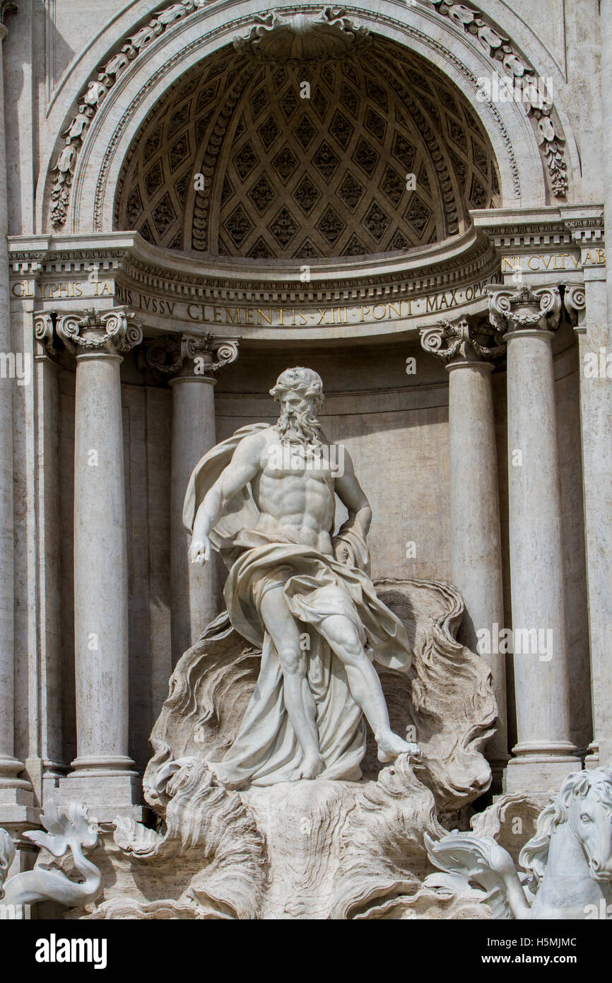 Dettagli dalla fontana di Trevi a Roma, Italia Foto Stock