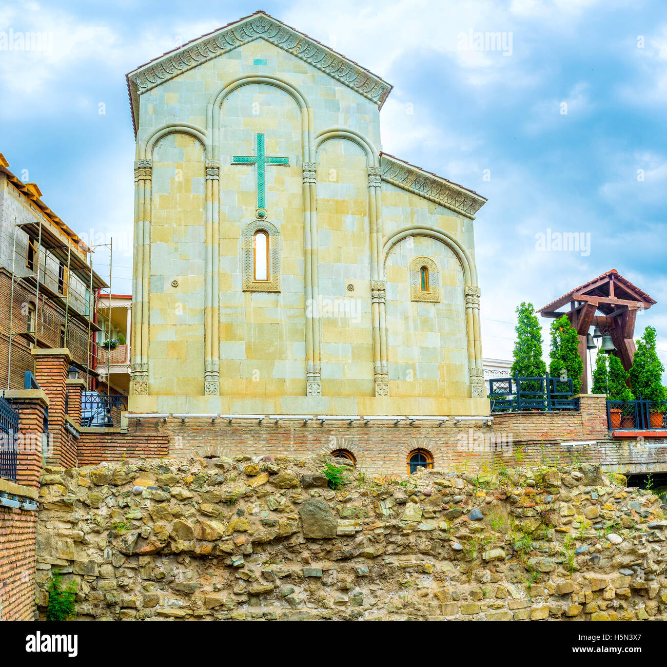 La chiesa in pietra di quaranta martiri di Sebaste, situato nel quartiere Abanotubani di Tbilisi, Georgia. Foto Stock