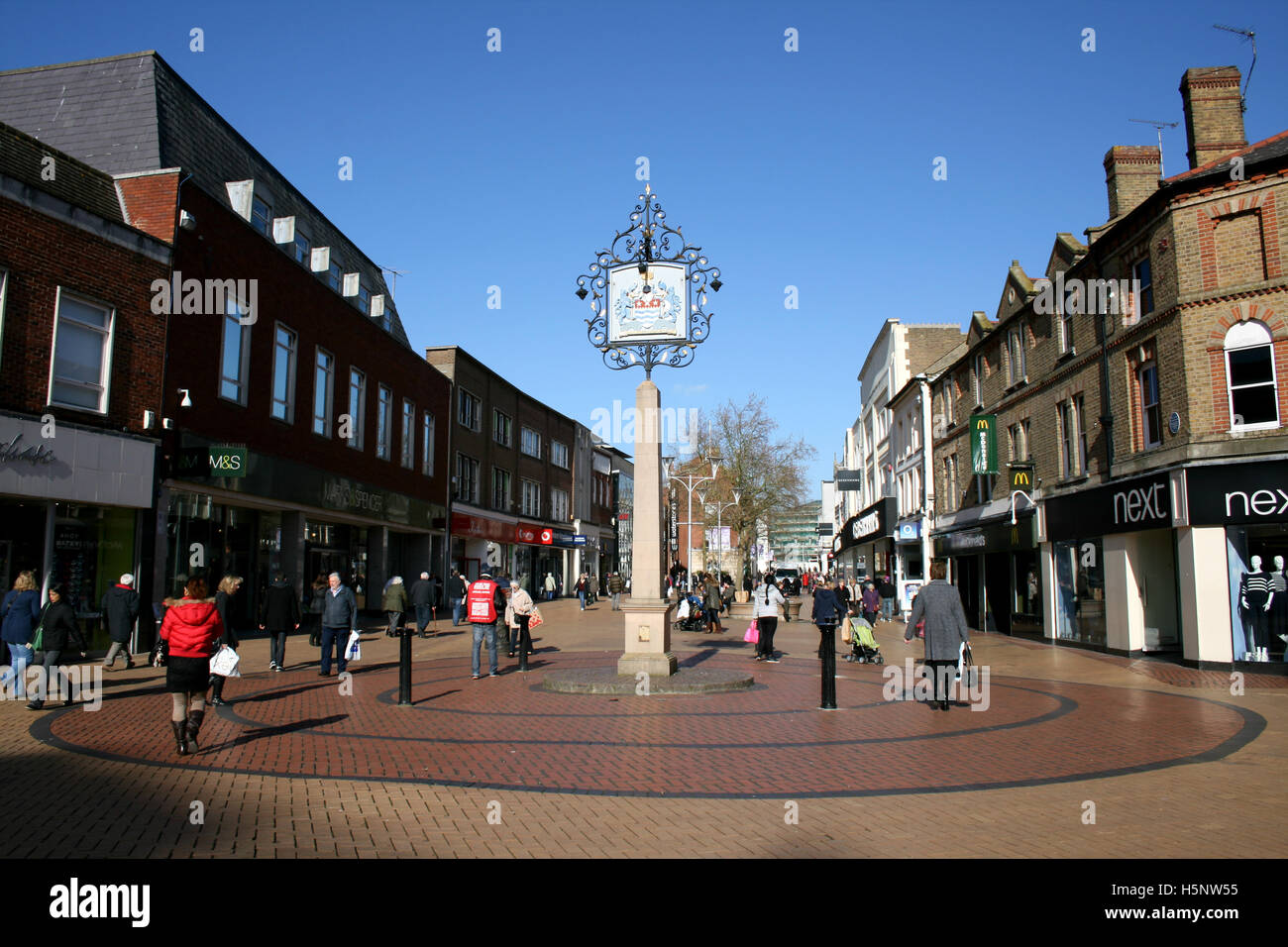 Strada pedonale per lo shopping precinct, High Street, Chelmsford Essex, Inghilterra Foto Stock