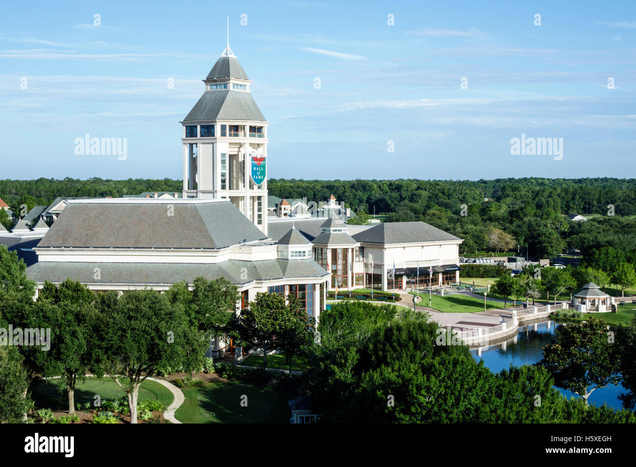 Saint Augustine Florida, World Golf Village, acqua, lago, Hall of Fame, torre, esterno, FL160802003 Foto Stock