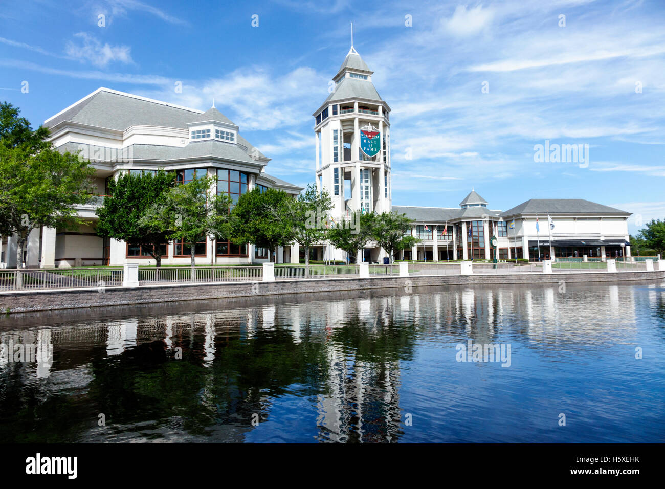 Saint Augustine Florida, World Golf Village, acqua, lago, Hall of Fame, torre, esterno, FL160802009 Foto Stock