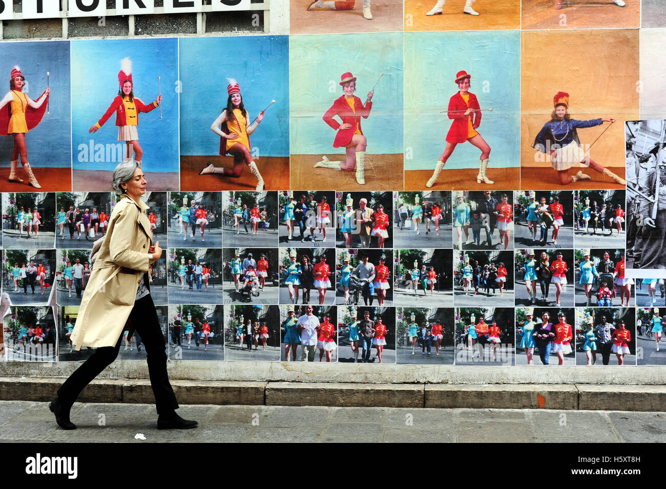 Arte di strada lungo la Rue de Bretagne, Parigi, Francia Foto Stock