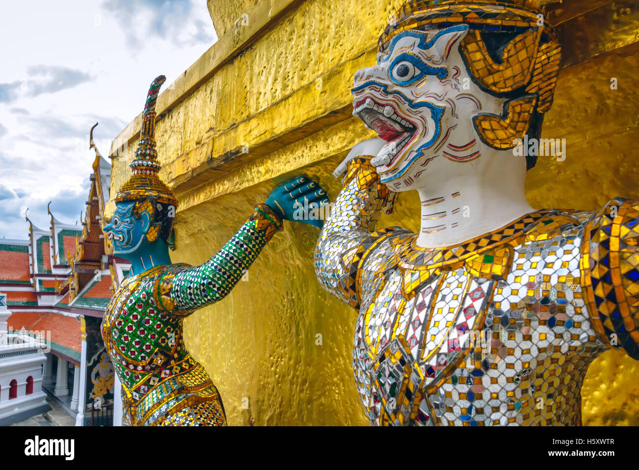 Hanuman, ramayana monkey statue al Tempio del Buddha di Smeraldo di Bangkok, Tailandia Foto Stock