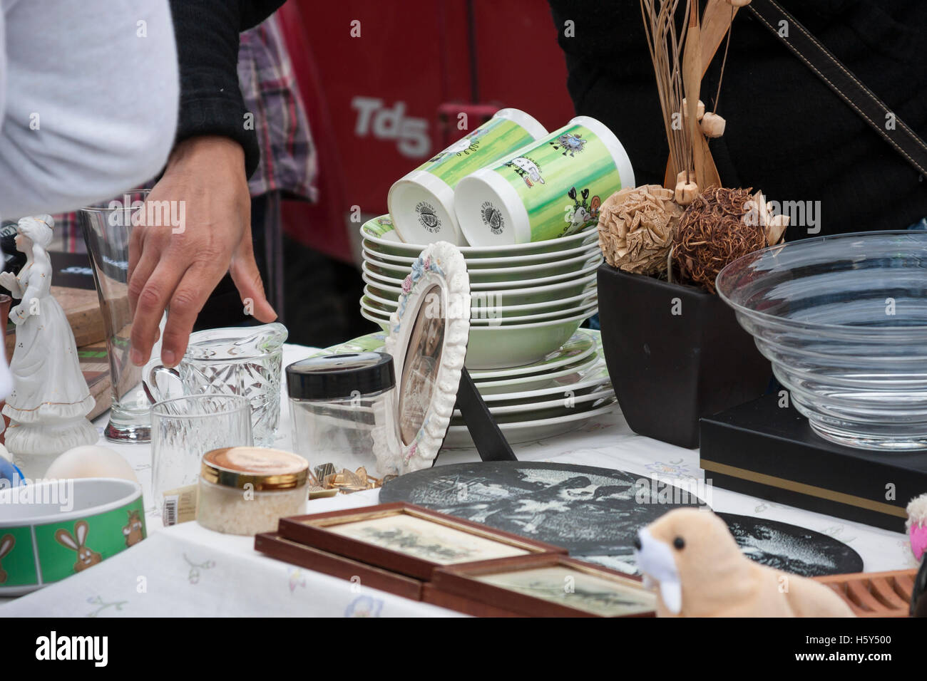 Gli oggetti utilizzati per la vendita Foto Stock