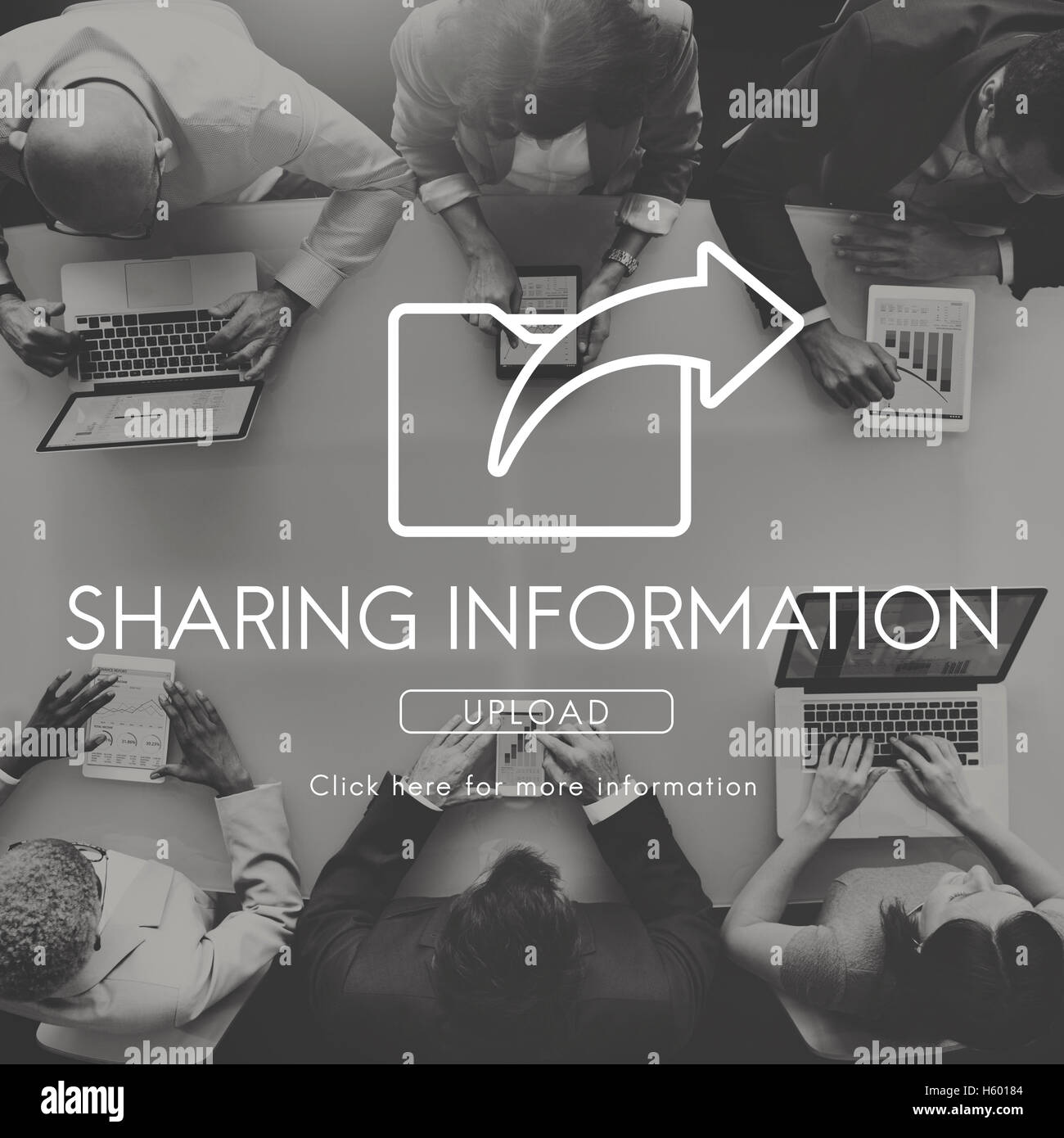 Il trasferimento dei dati Exchange sincronizzazione condivisione concetto di caricamento Foto Stock