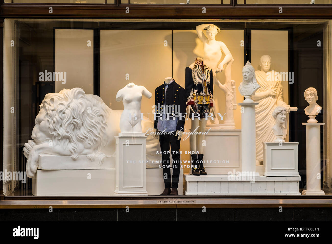 Burberry store, Regent Street, Londra, Inghilterra, Regno Unito Foto Stock