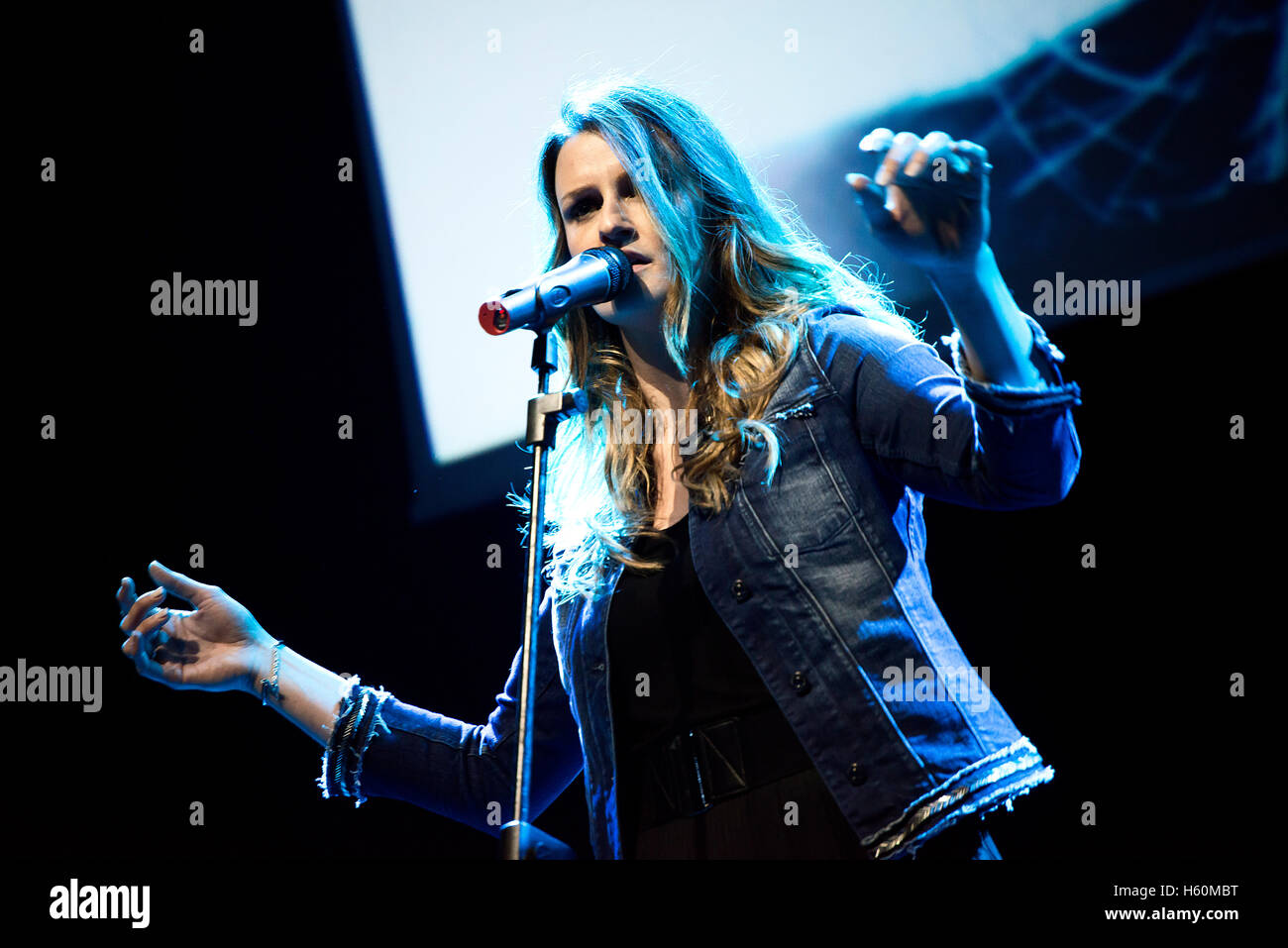 Irene Fornaciari durante il concerto della misericordia presso Auditorium Conciliazione a Roma Foto Stock