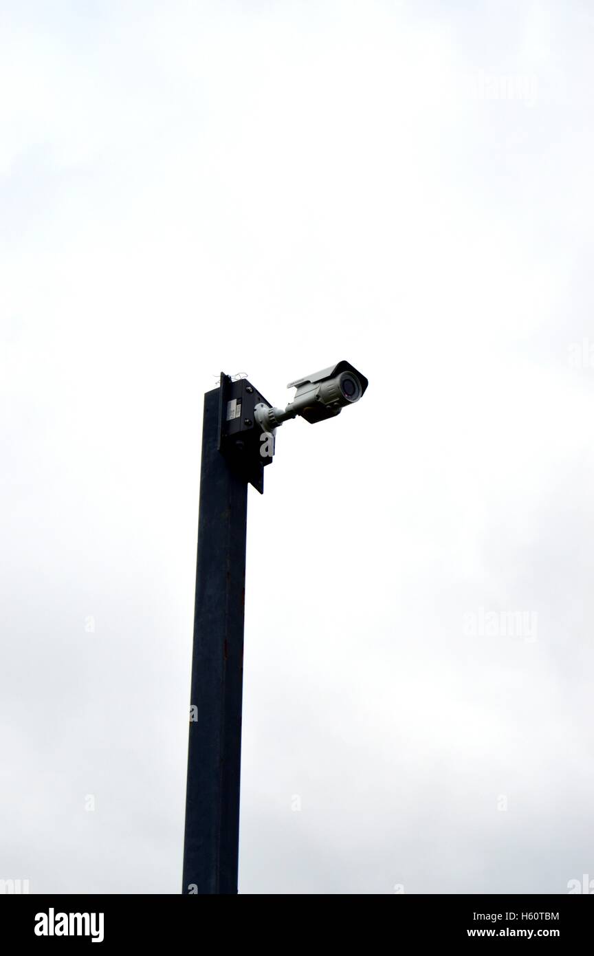 Sarà sulla droga di sorveglianza su un materiale metallico Foto Stock