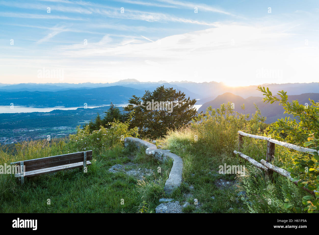 Panorama dal Parco Regionale Campo dei Fiori di Varese, Italia Foto stock -  Alamy