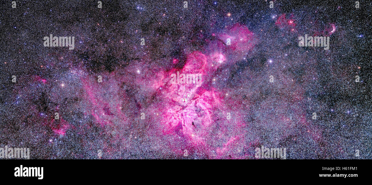 La spettacolare regione di cielo intorno il Carina Nebula, NGC 7332, carina, con il suo adiacente nebulas e open star clusters. N Foto Stock