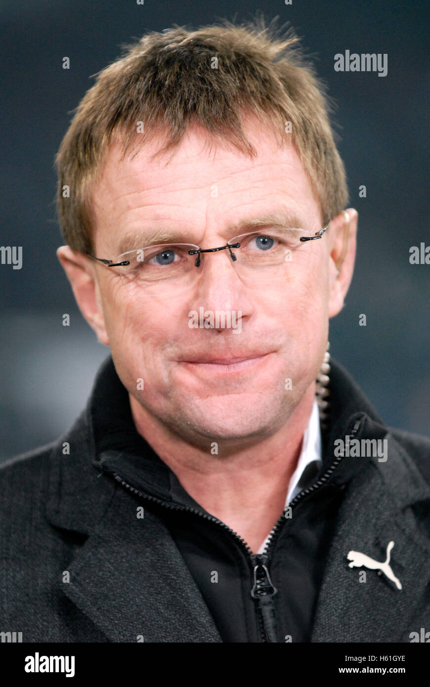 Ralf Rangnick, della Lega calcio tedesca, stagione 2009/2010, XX Giornata partita FC Schalke 04 - 1899 Hoffenheim 2:0 Foto Stock