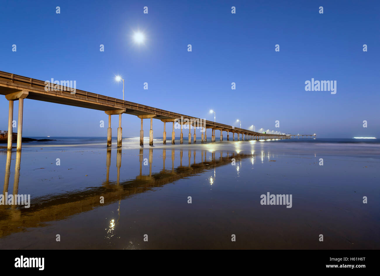 Ocean Beach Pier all'alba. San Diego, California, Stati Uniti d'America. Foto Stock
