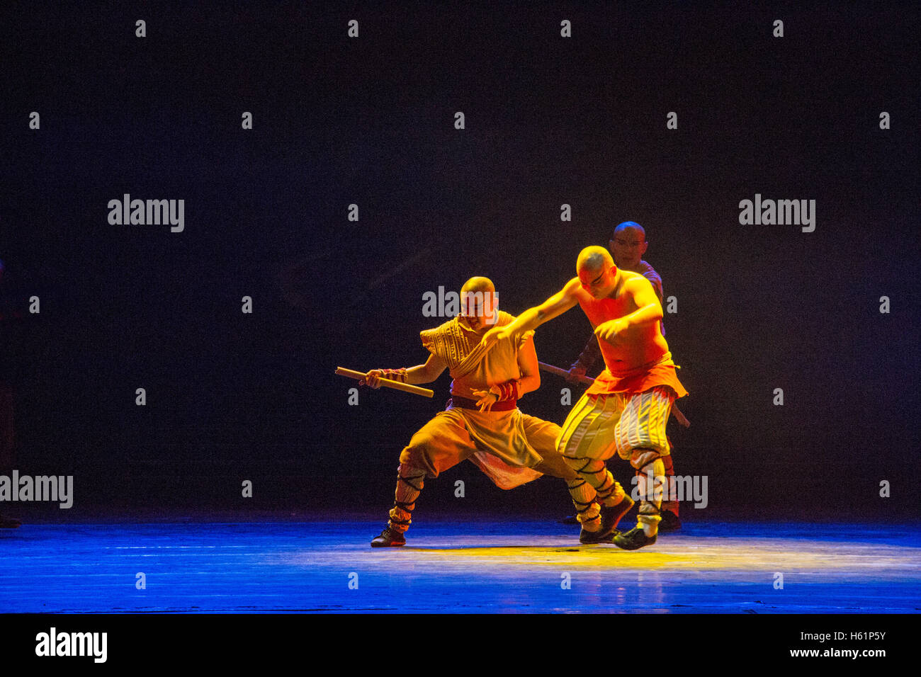 La Leggenda del Kung Fu, performance al Teatro Rosso di Pechino. Storia meravigliosa sul palco. In Cina. Foto Stock