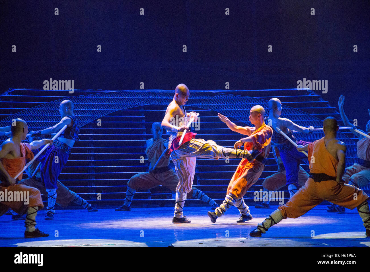 La Leggenda del Kung Fu, performance al Teatro Rosso di Pechino. Storia meravigliosa sul palco. In Cina. Foto Stock