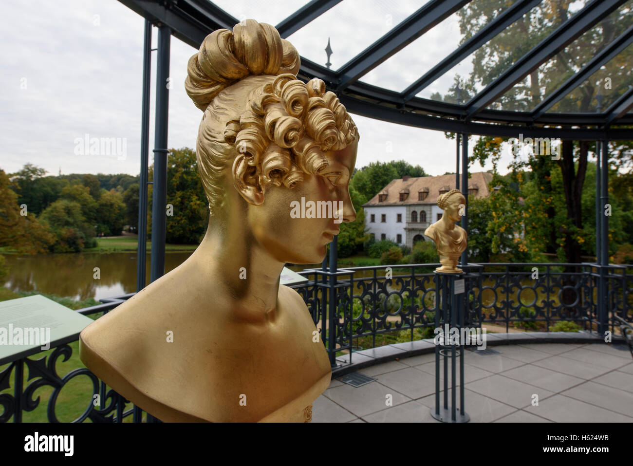 Busto di Henriette Sontag, Nuovo Palazzo in Fürst Pückler Park, Bad Muskau, in Sassonia, Germania, Europa, dall'UNESCO Patrimonio Mondiale Foto Stock