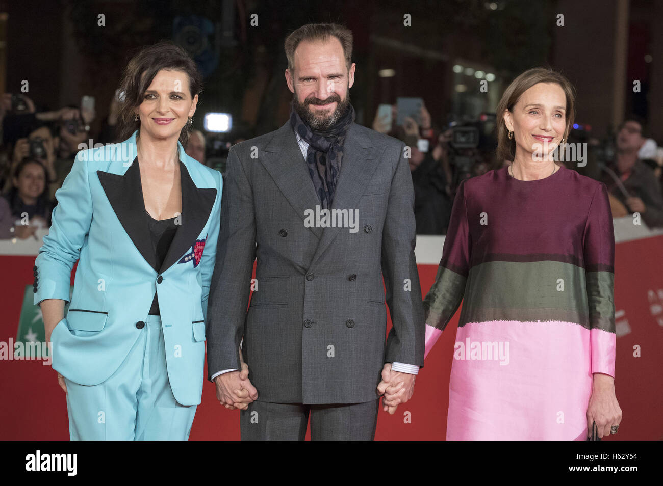 Roma, Italia. 22 ottobre, 2016. Juliette Binoche, Ralph Fiennes e Kristin Scott Thomas partecipare a "Il paziente inglese speciale proiezione durante la xi Roma Film Festival presso Auditorium Parco della Musica il 22 ottobre 2016 a Roma, Italia. | Verwendung weltweit/picture alliance © dpa/Alamy Live News Foto Stock