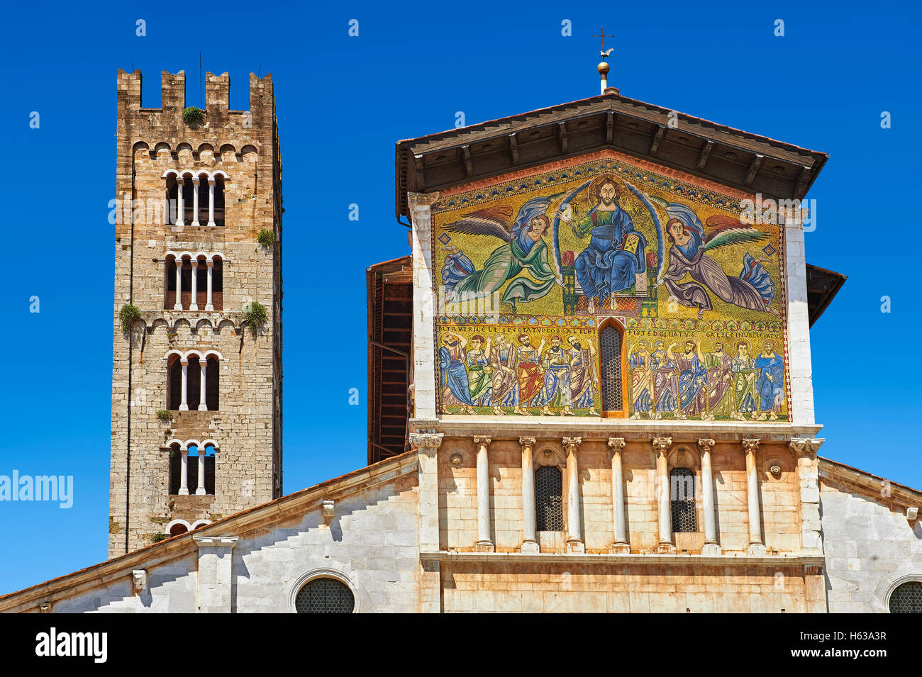 Mosaico bizantino raffigurante il Cristo Pantocratore della Basilica di San Frediano, Lucca, Italia Foto Stock