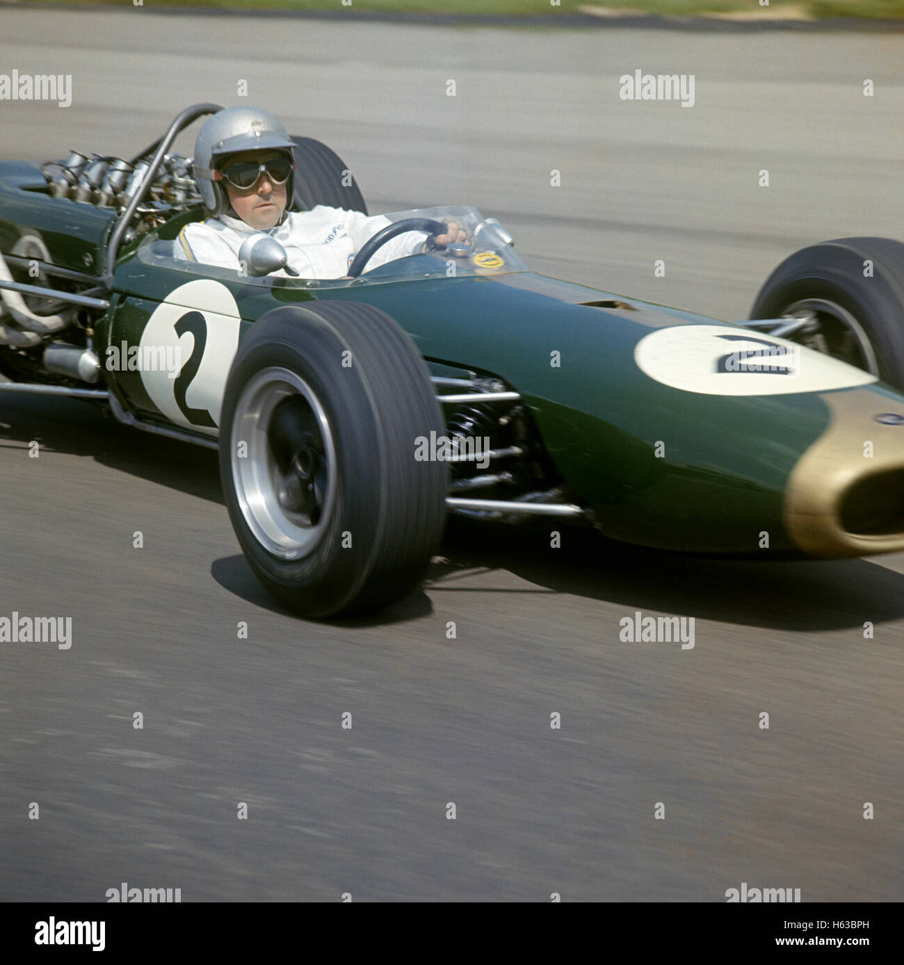2 Jack Brabham nel suo Repco Brabham BT19 gara vincitore del XVIII BRDC trofeo internazionale 14 Maggio 1966 Foto Stock