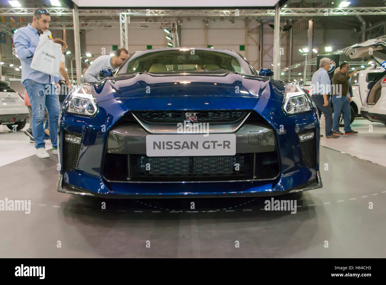 Atene, Grecia. 23 Ott, 2016. Nissan GT-R Nationwide premiere delle ultime automobili direttamente dopo il Motor Show di Parigi (Mondial de l'Automobile 2016). Prossima fermata delle vetture più recenti premiere dopo il Motor Show di Parigi - Mondial de l'Automobile 2016 è stata Atene. Nuovi modelli, tecnologie e ampia gamma di accessori e parti presentato in greco pubblico dalle più grandi marche di automobili per 9 giorni. © Dimitrios Sotiriou/Pacific Press/Alamy Live News Foto Stock