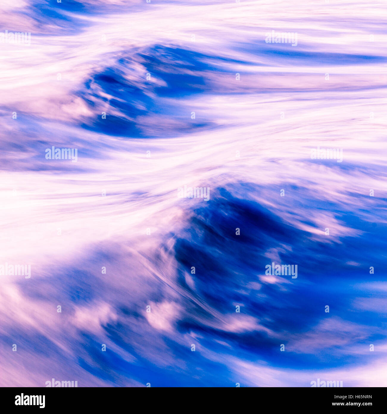 Abstract onde blu - Una lunga esposizione Fotografia Foto Stock