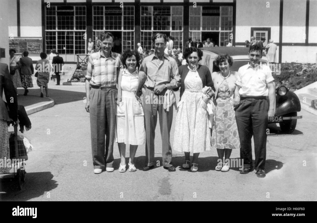 I turisti in vacanza a Butlins camp a Clacton Essex negli anni cinquanta a Foto Stock