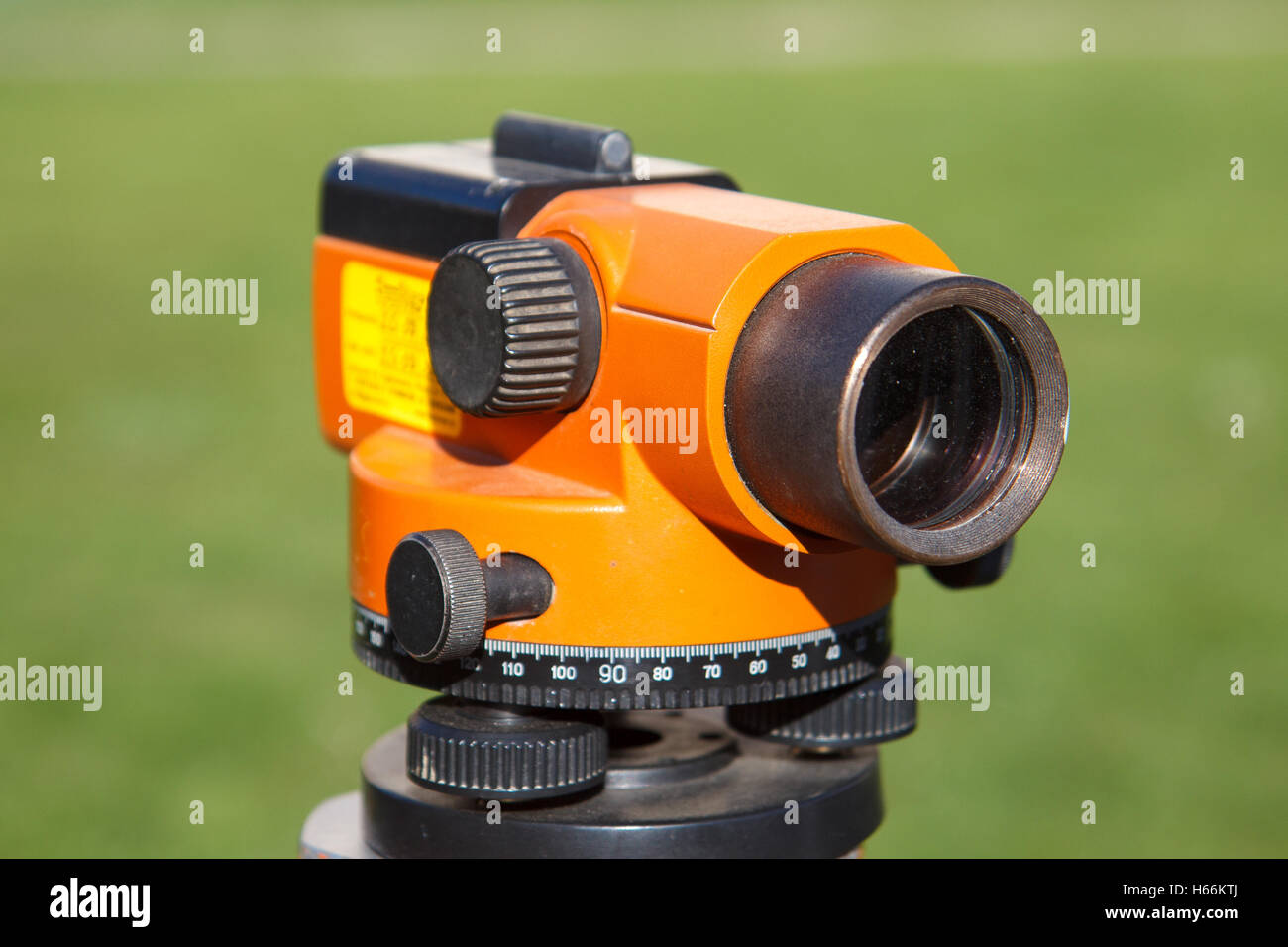 Arancione attrezzature Landsurveyor Foto Stock