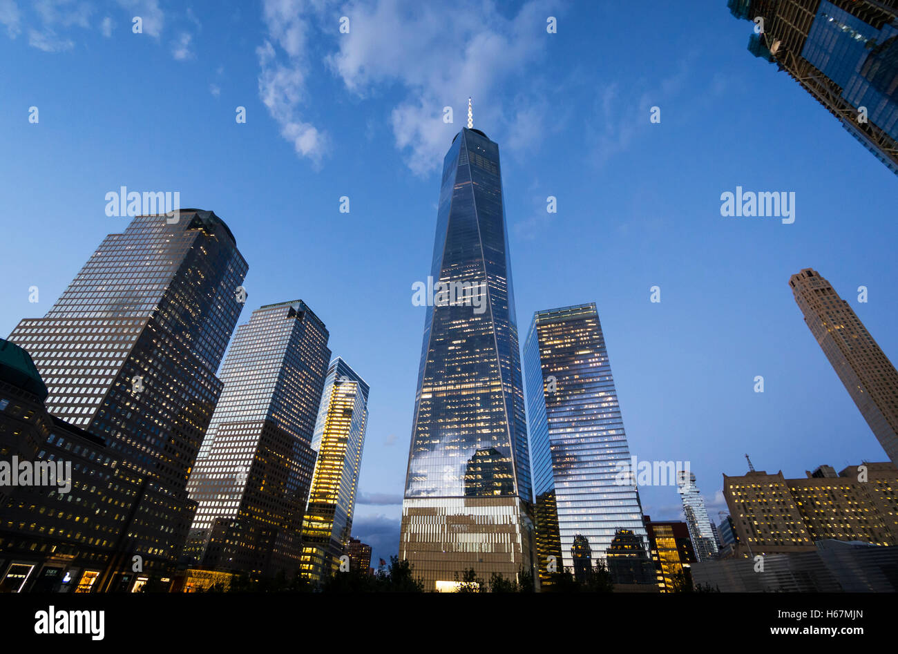 L'immagine orizzontale del World Trade Center con Freedom Tower in Lower Manhattan Financial District di New York City Foto Stock