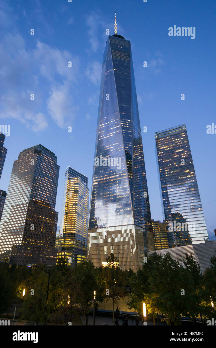 World Trade Center con Freedom Tower in Lower Manhattan Financial District di New York City Foto Stock