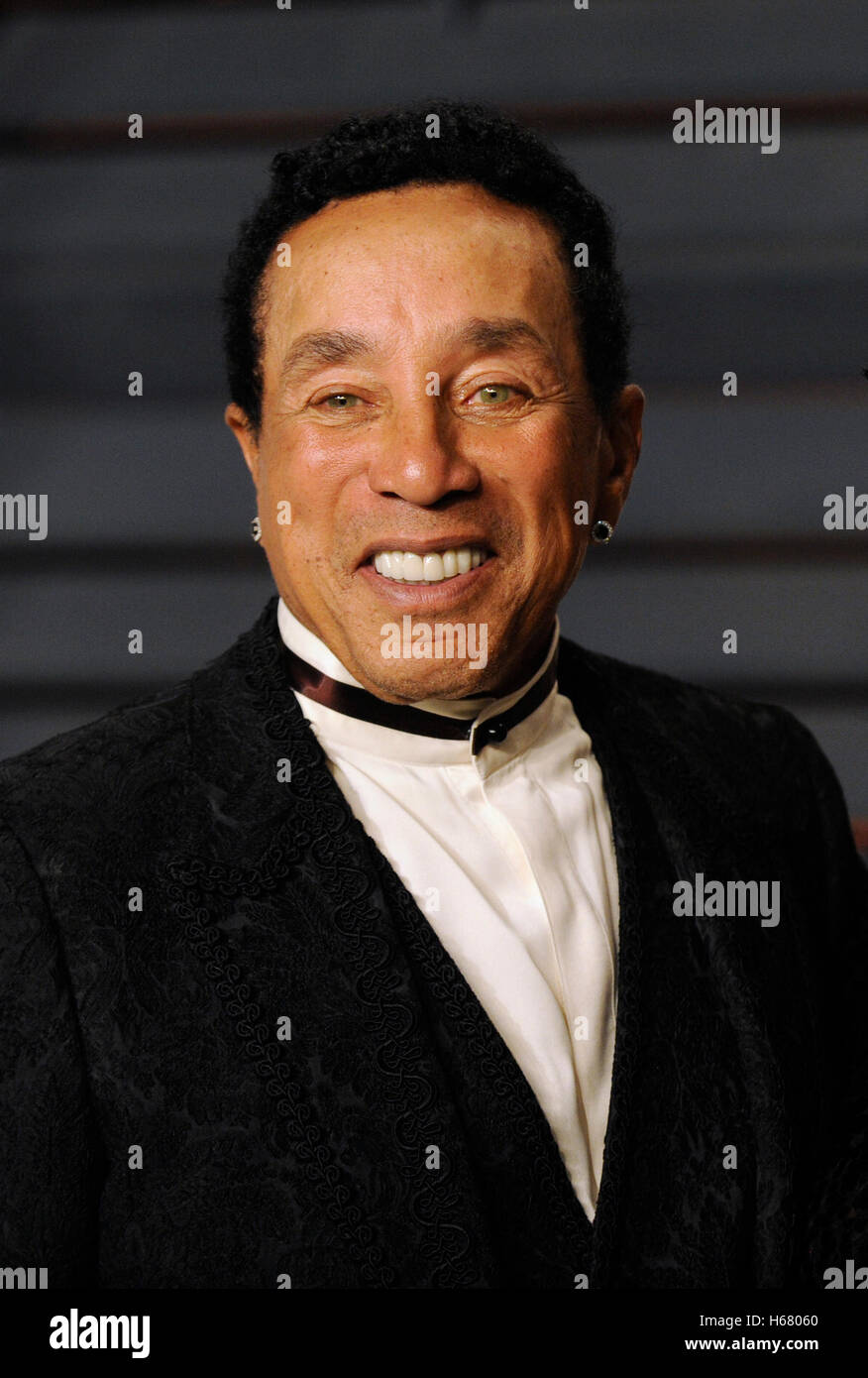 Smokey Robinson assiste il 2015 Vanity Fair Oscar Party hosted by Graydon Carter a Wallis Annenberg Center for the Performing Arts nel febbraio 22nd, 2015 a Beverly Hills, la California. Foto Stock