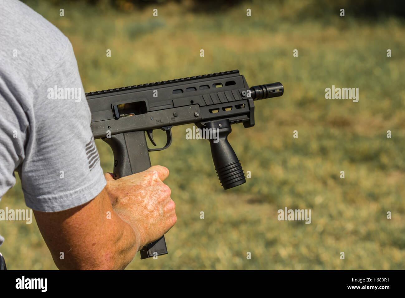 Le riprese le armi a pistola gamma Foto Stock