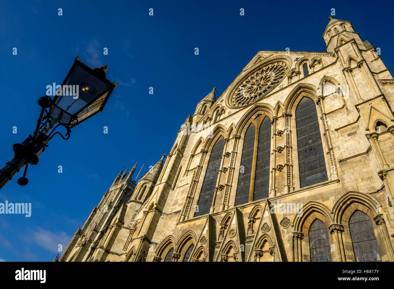 Cattedrale di York in inverno il sole. Foto Stock