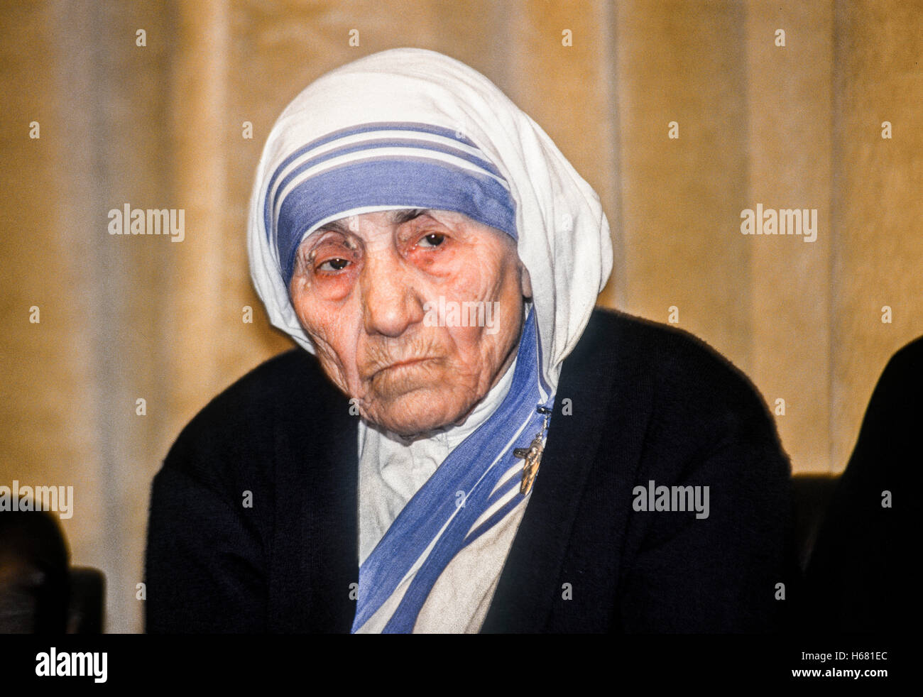 Santa Teresa di Calcutta, nato Anjezë Gonxhe Bojaxhiu ([aɲɛzə ɡɔndʒɛ bɔjadʒiu]; Skopje, 26 agosto 1910 - Calcutta, 5 settembre 1997) Foto Stock