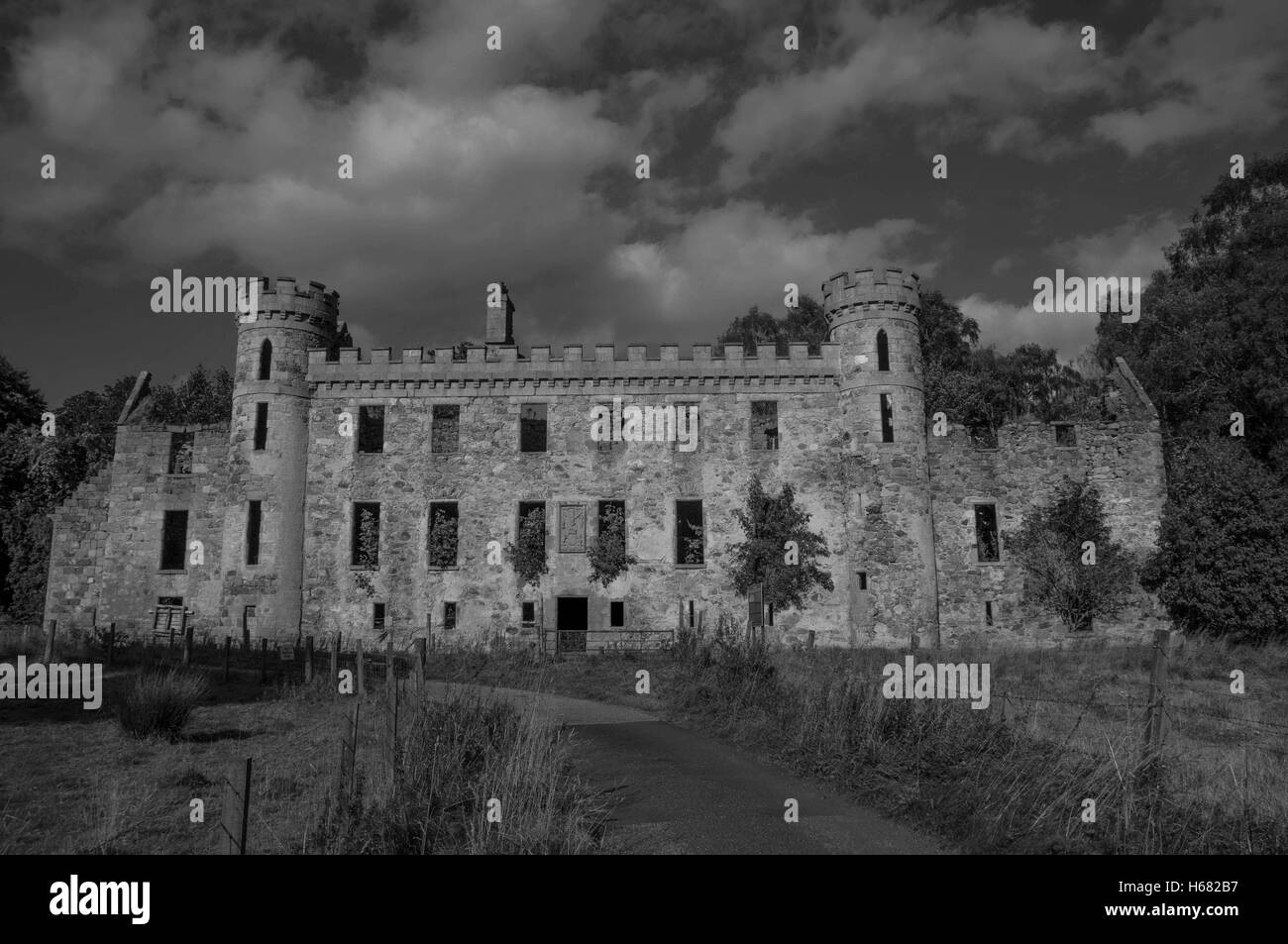 Palazzo del Vescovo vicino Kemnay in bianco e nero Foto Stock