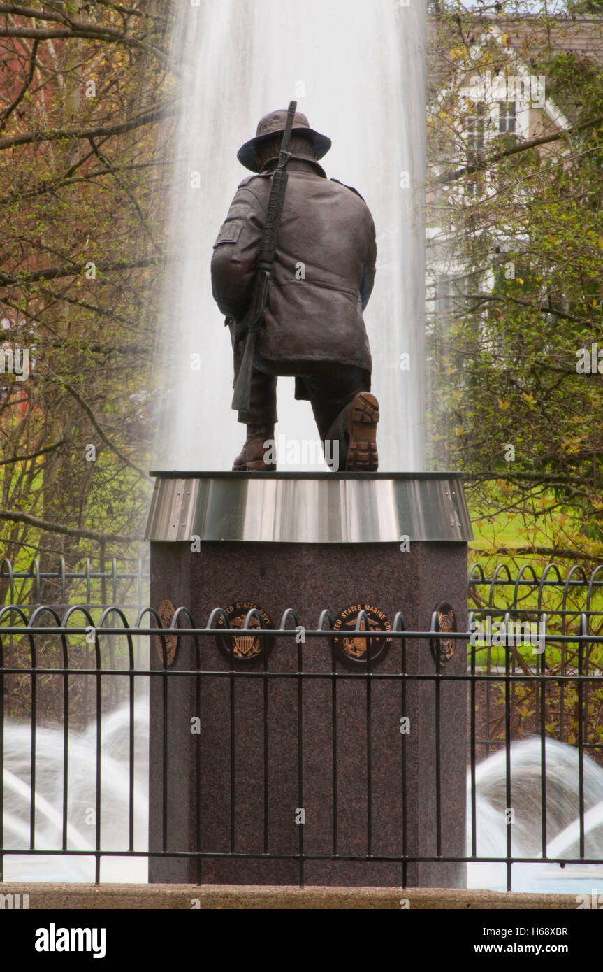 Libertà Afghan-Iraqi Memorial, il Campidoglio dello Stato del Parco Statale di Salem, Oregon Foto Stock