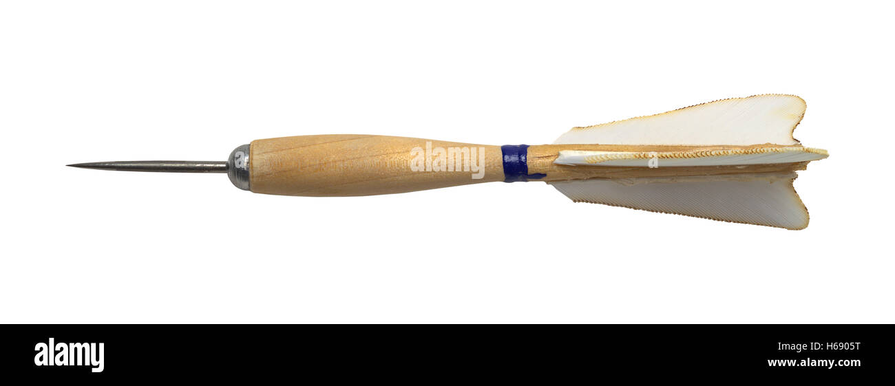 Legno e piuma Dart Ritagliata su sfondo bianco. Foto Stock Legno e piuma Dart Ritagliata su sfondo bianco. Foto Stock