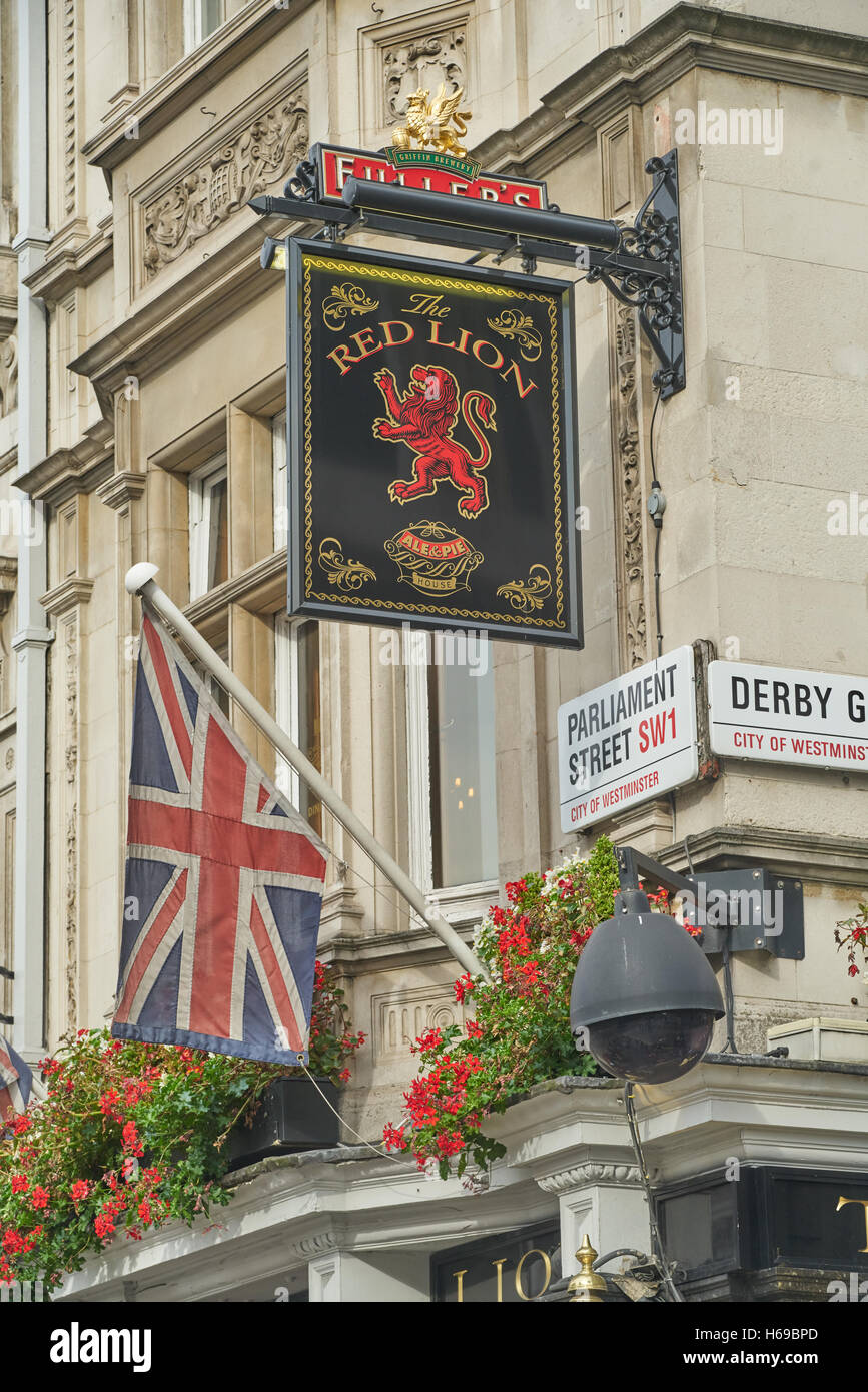 Pub Red Lion, parlamento street Foto Stock