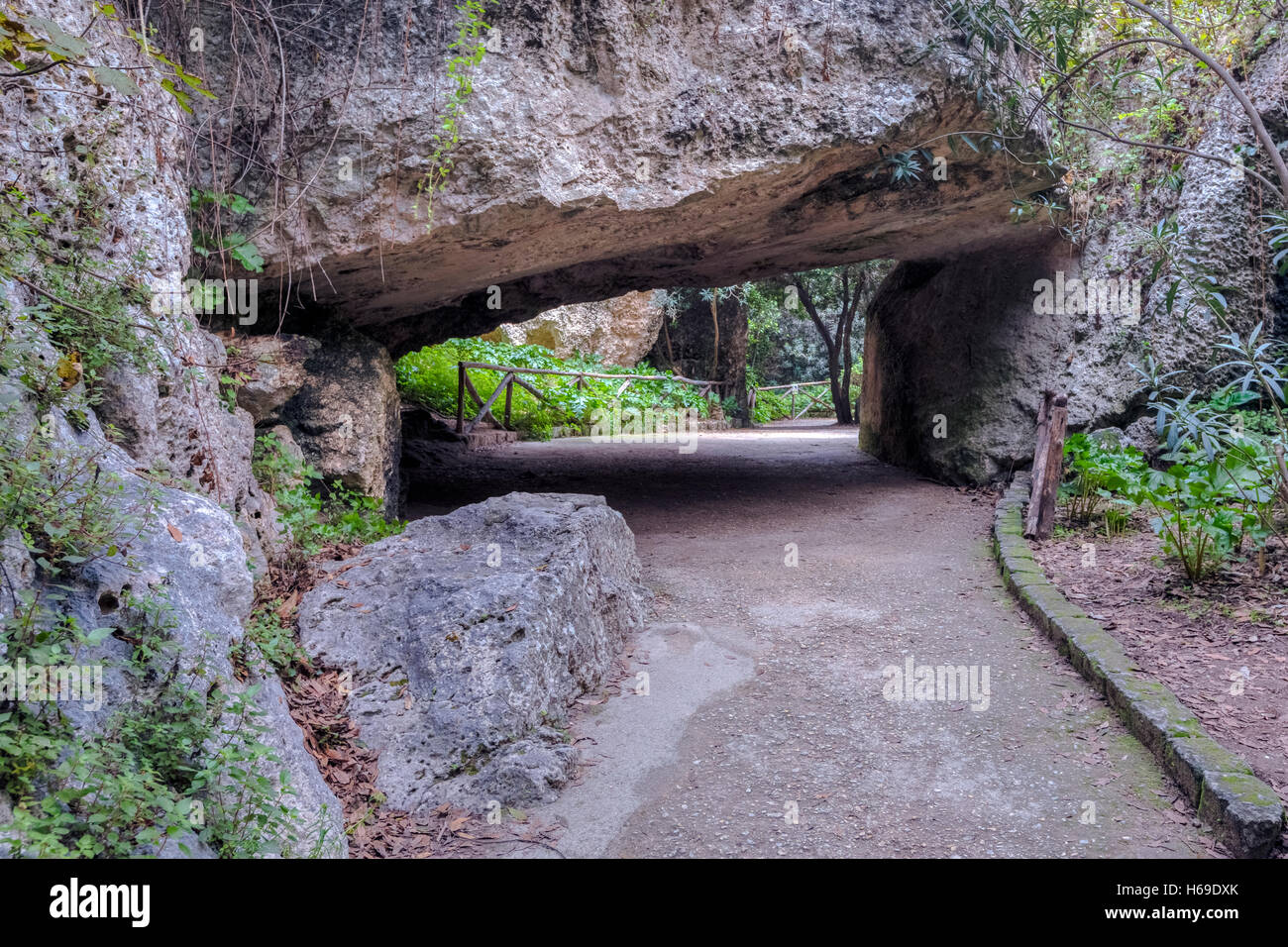 Latomia del Paradiso, il Parco Archeologico della Neapolis, Siracusa, Sicilia, Italia Foto Stock
