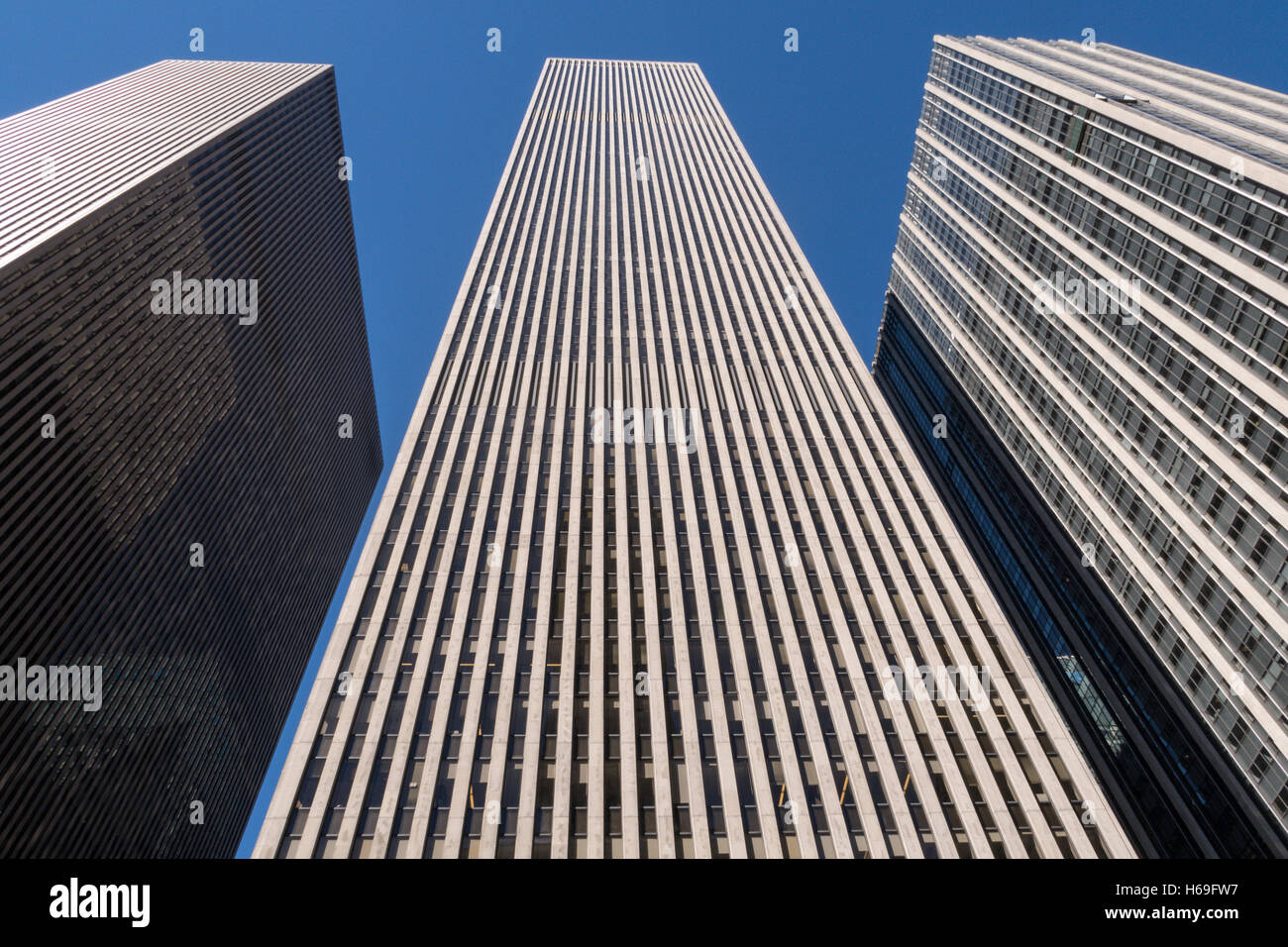 Grattacieli di Rockefeller Center Complex, 1251 Avenue of the Americas, nel centro di New York Foto Stock