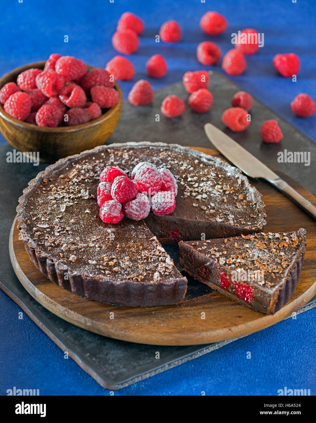 Cioccolato e lamponi tart. Foto Stock