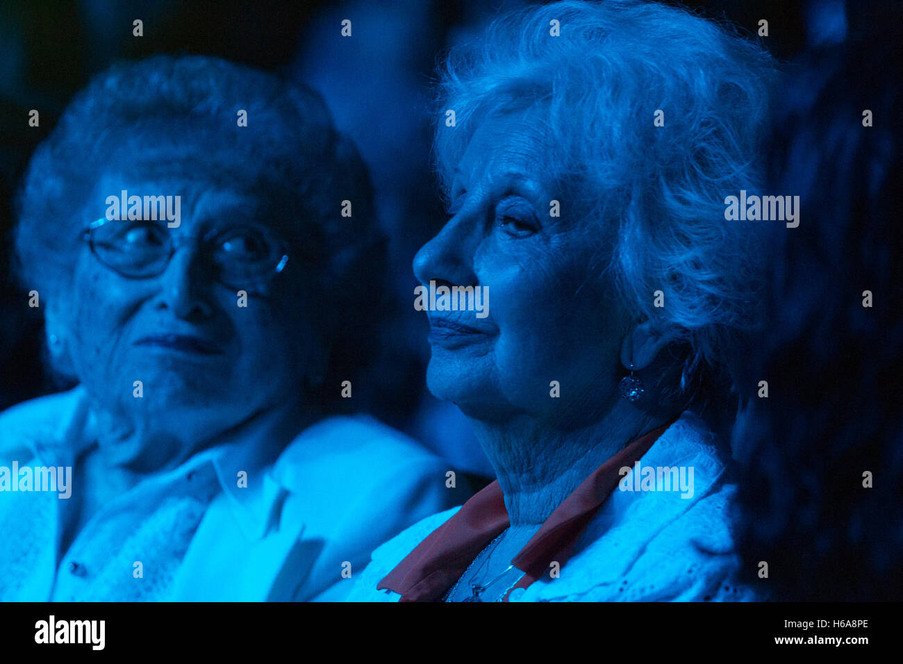 Buenos Aires, Argentina. 25 ott 2016. Estela de Carlotto, presidente delle nonne di Plaza de Mayo durante la celebrazione del 39o anniversario dell'organizzazione Foto Stock