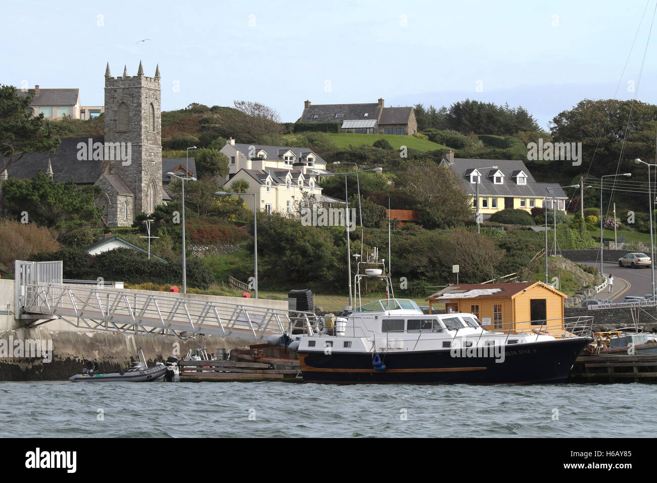 Il villaggio di Baltimora, West Cork, Irlanda Foto Stock