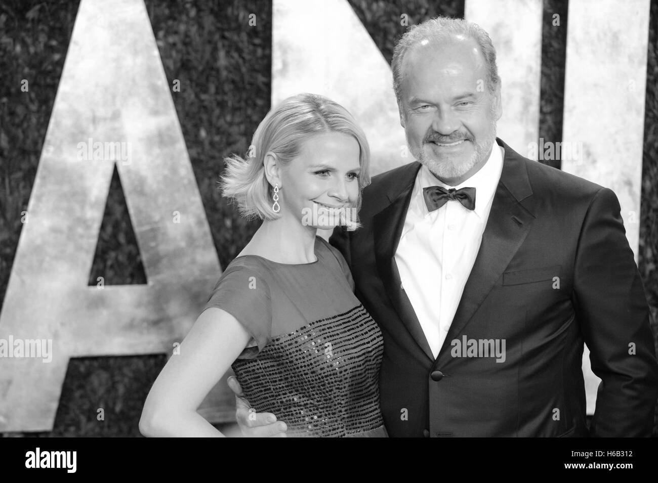Kelsey Grammer e moglie Kate arrivano Walsh per il 2013 Vanity Fair Oscar Party hosted by Graydon Carter al Sunset Tower il 24 febbraio 2013 in West Hollywood, California. Foto Stock