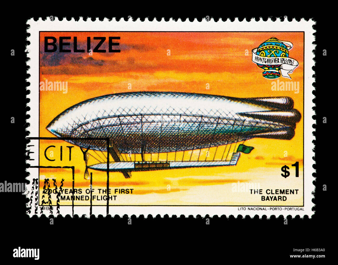 Francobollo dal Belize raffigurante Clemente Bayard dirigibile, Bicentenario del primo volo abitato. Foto Stock