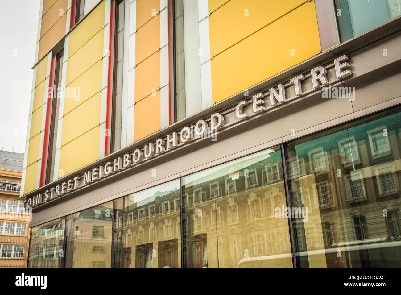Coin Street Centro di quartiere su Stamford Street, South Bank di Londra, SE1, Regno Unito Foto Stock