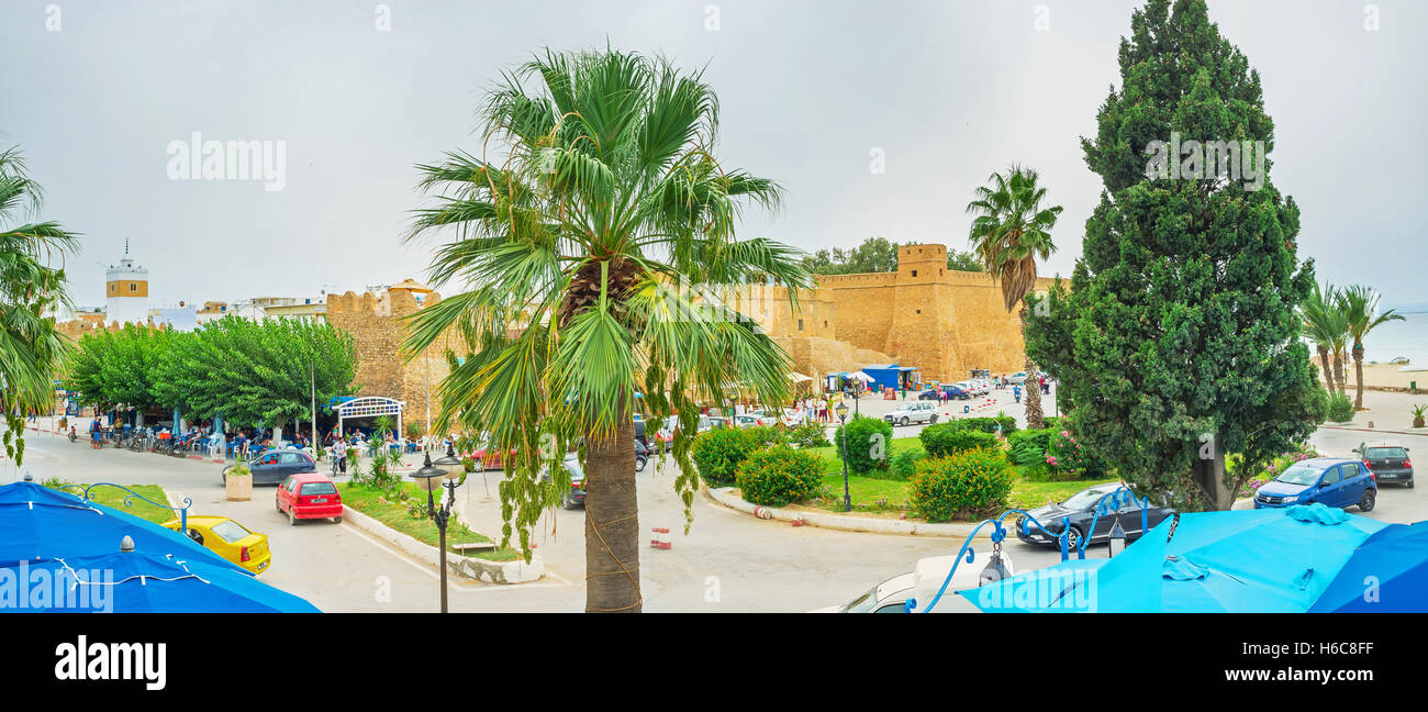 I migliori ristoranti di Hammamet offre la perfetta vista sulla Medina pareti, e costiera Foto Stock