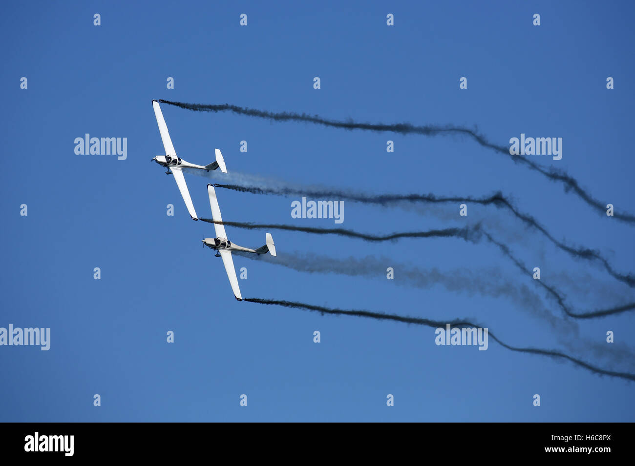 Il display viene eseguito dal team AeroSPARX che è composta di due famosi in tutto il mondo i piloti, Guy Westgate e Tim Dews. Foto Stock