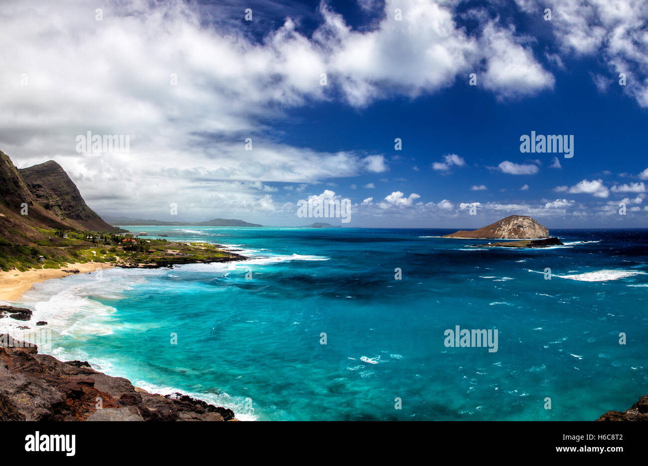 Il paesaggio costiero vicino Makapuu Beach a costa est di Oahu, Hawaii, Stati Uniti d'America. Foto Stock