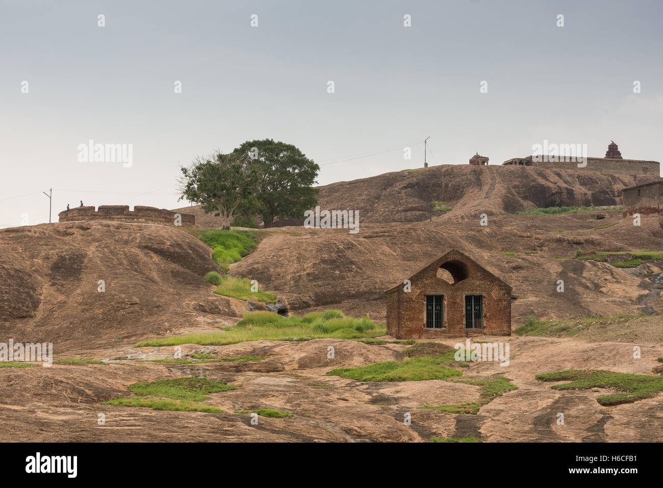 Pianura con la rovina all'interno di Dindigul Rock Fort. Foto Stock