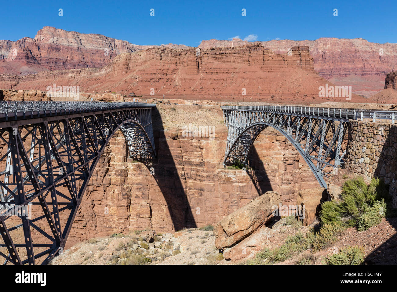 Marble Canyon dei ponti che attraversano il fiume Colorado al Glen Canyon National Recreation Area in Northern Arizona. Foto Stock